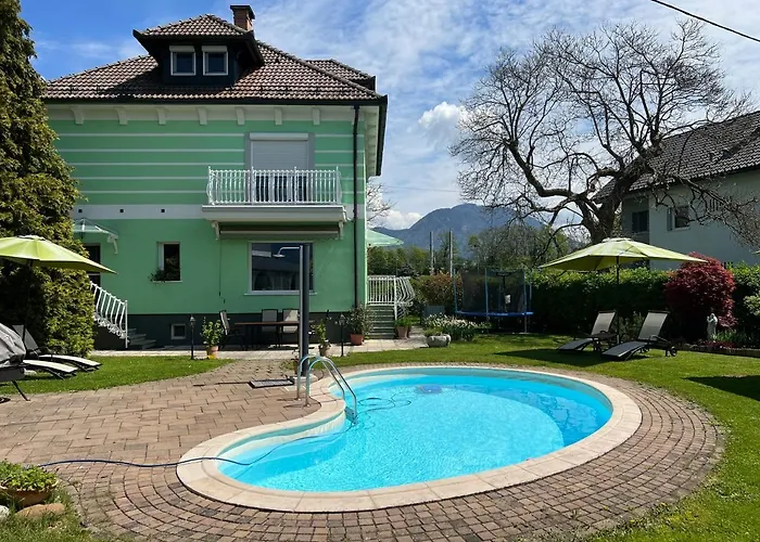 Vila Lesce With Heated Outdoor Pool